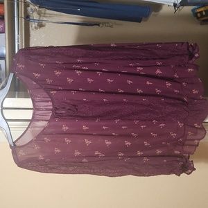 Maroon light weight top